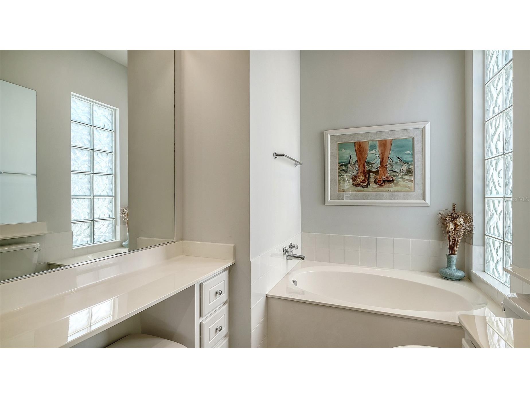 7681 Uliva Way Sarasota FL 34238 A4676986 image27