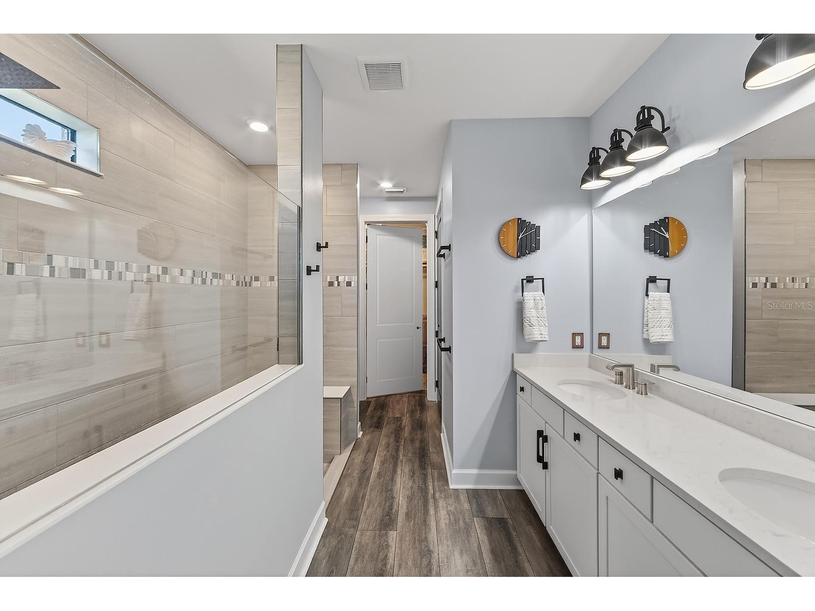 7683 Summerland Cove Lakewood Ranch FL 34202 A4678686 image31