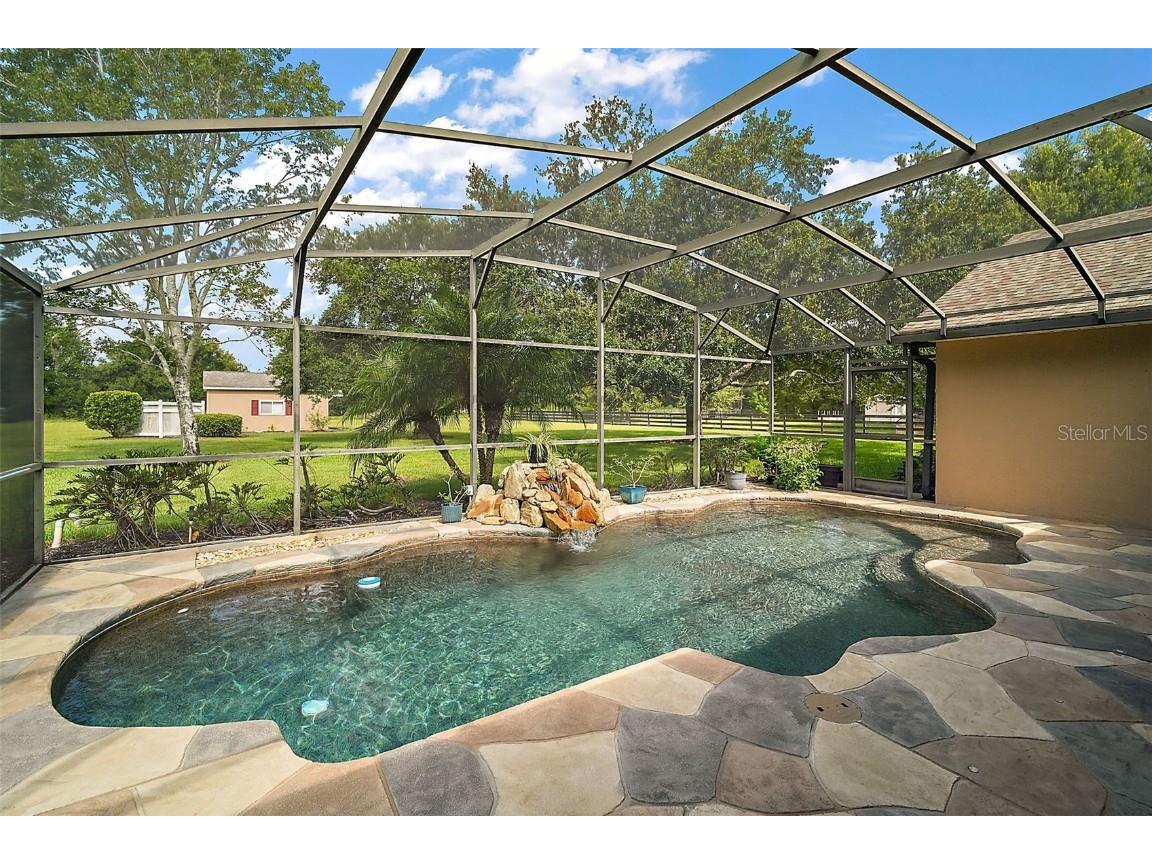 7685 Lake Angelina Drive Mount Dora FL 32757 G5100569 image2