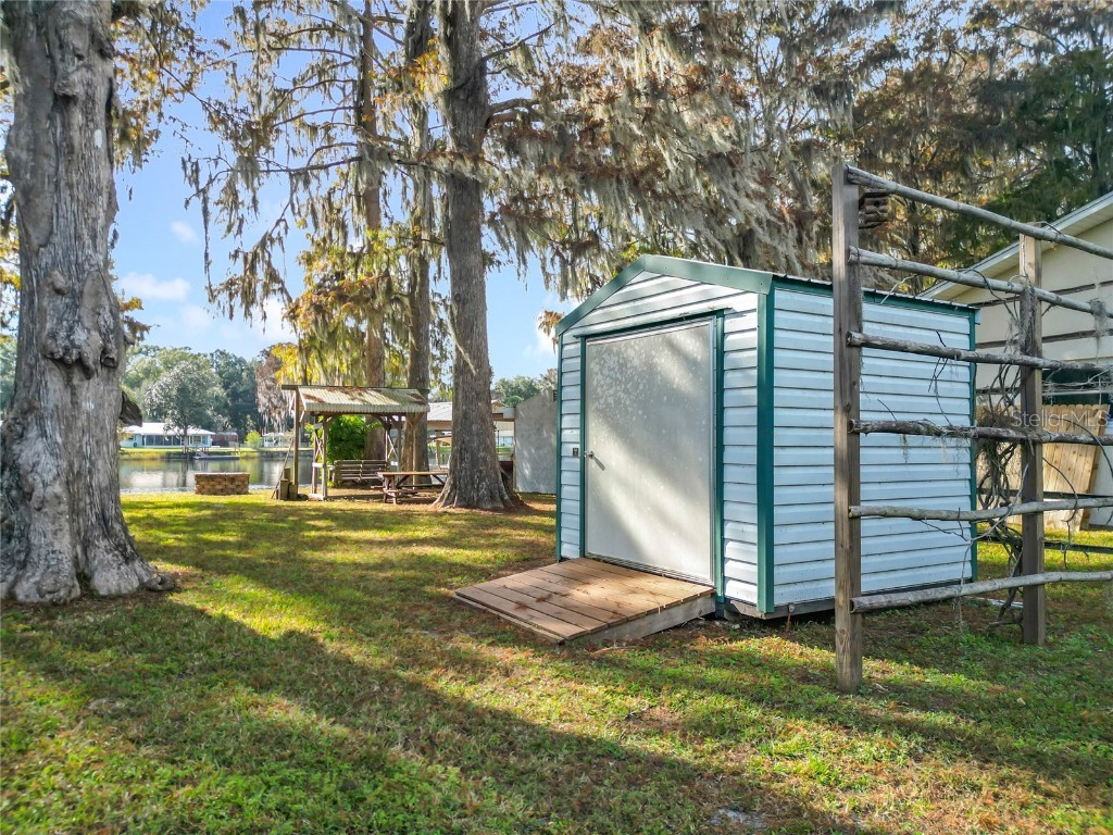 7686 S Crescent Loop Floral City FL 34436 O6363199 image10