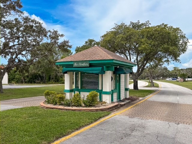 7686 St Andrews Boulevard Weeki Wachee FL 34613 W7887278 image3