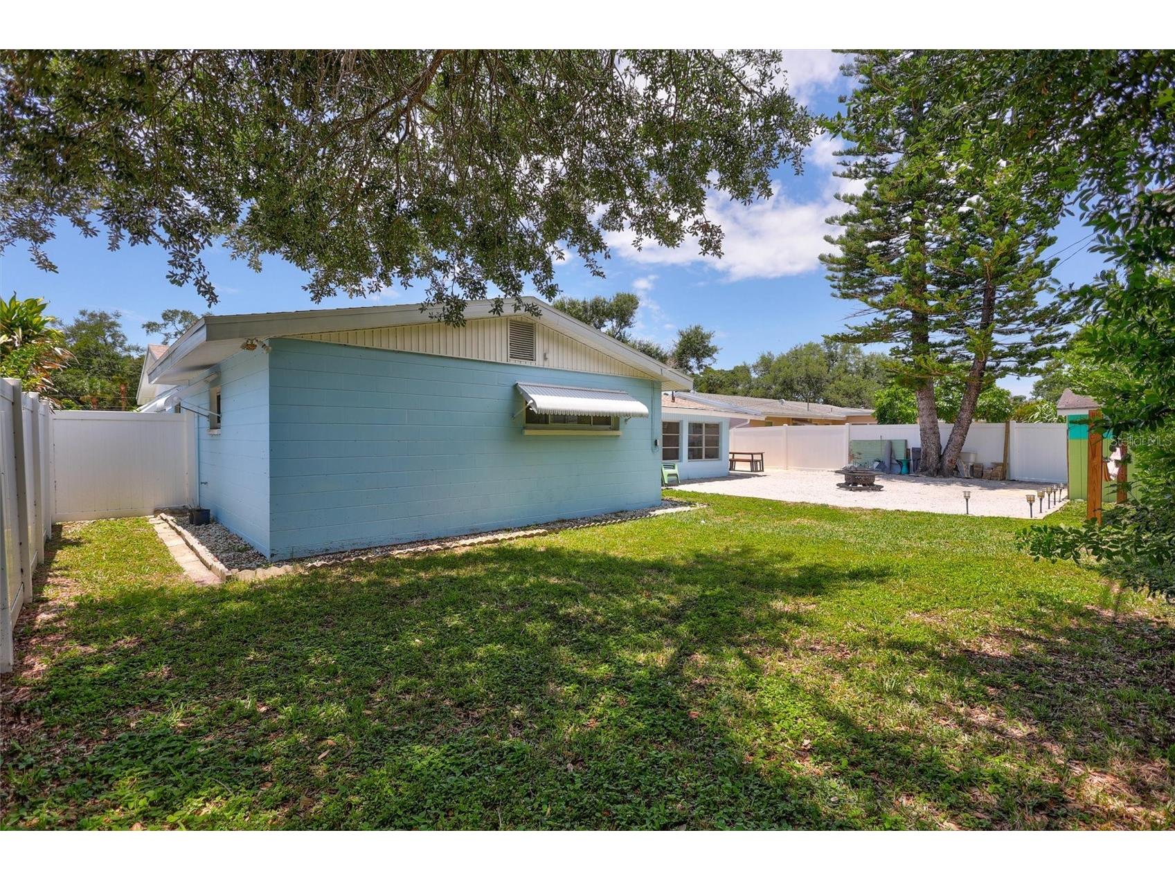 7687 117th Street Seminole FL 33772 G5113677 image44