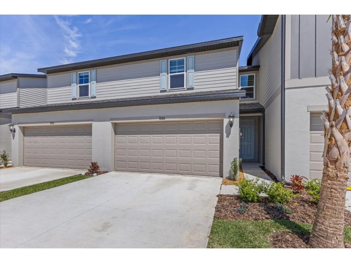 7688 Imagination Place Wesley Chapel FL 33545 O6153436 image1