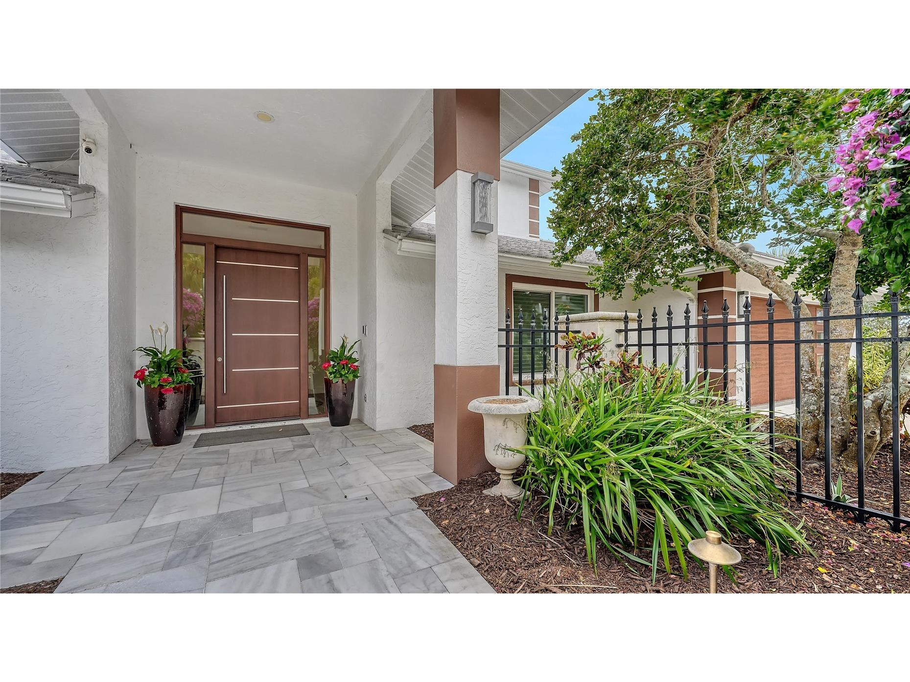 7689 Cove Terrace Sarasota FL 34231 - LITTLE SARASOTA BAY A4691515 image4