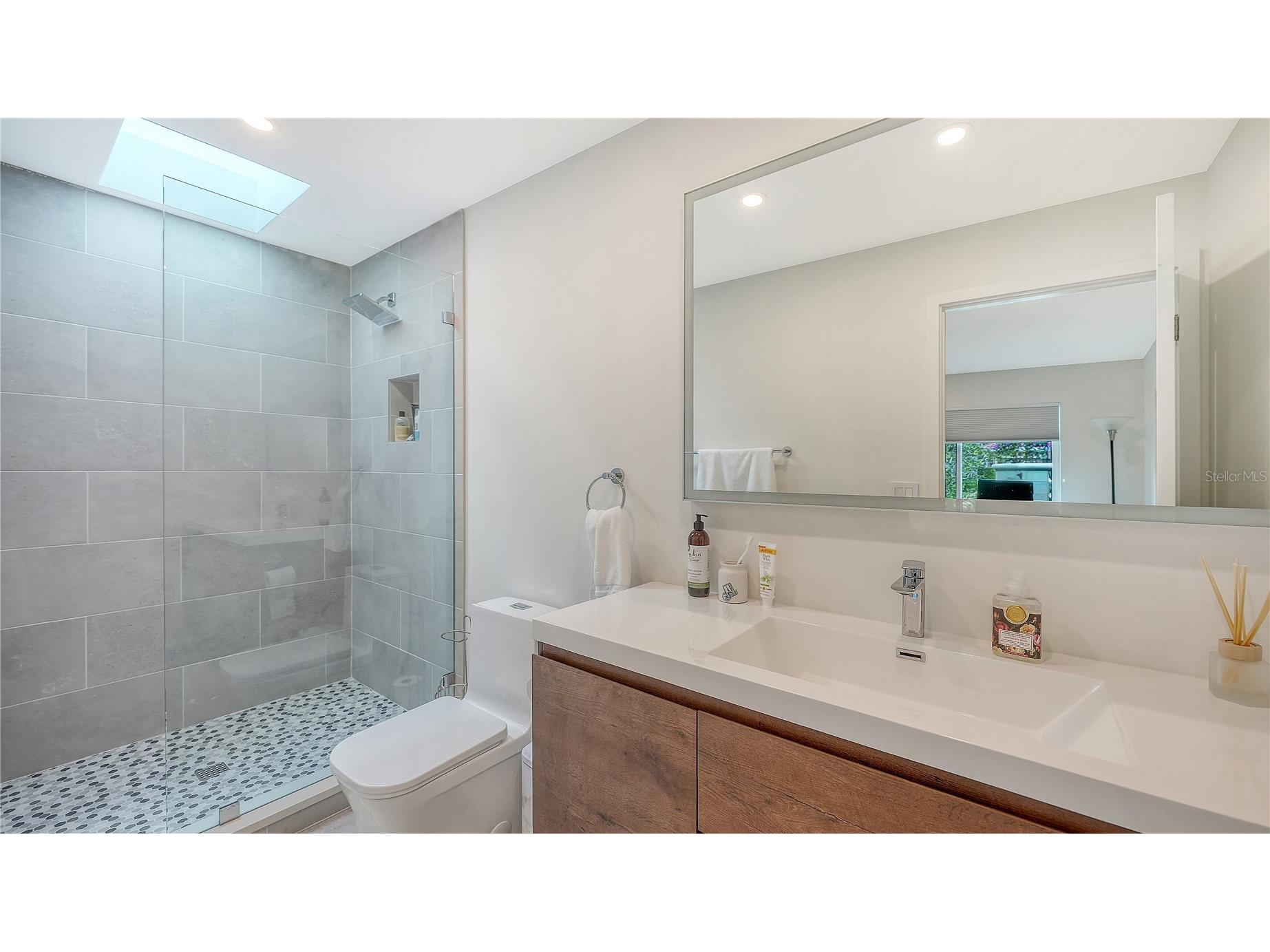 7689 Cove Terrace Sarasota FL 34231 - LITTLE SARASOTA BAY A4691515 image41