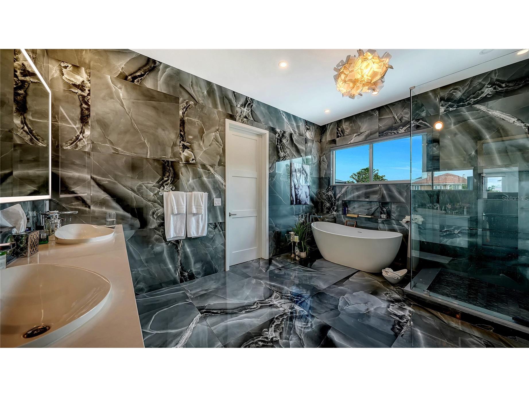 7689 Cove Terrace Sarasota FL 34231 - LITTLE SARASOTA BAY A4691515 image47