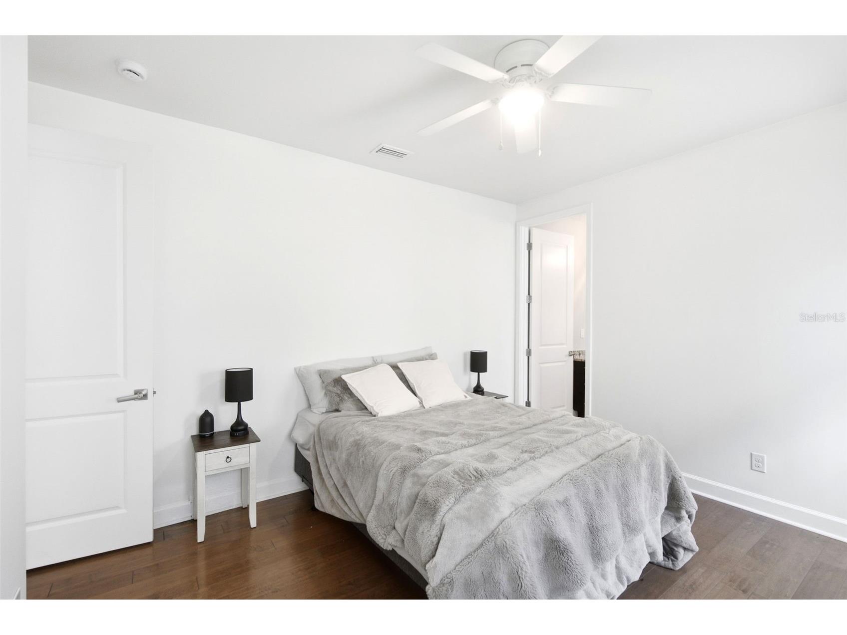 7689 Toscana Boulevard Orlando FL 32819 - Spring Lake O6425733 image37