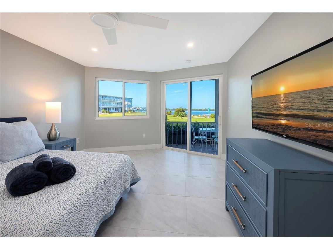 769 John Ringling Boulevard #3 Sarasota FL 34236 - SARASOTA BAY A4664887 image13