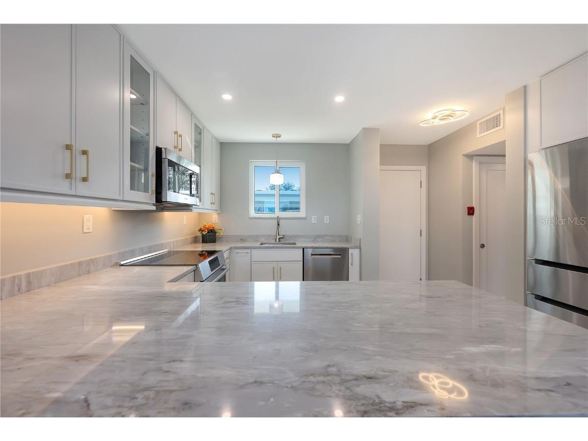 769 John Ringling Boulevard #3 Sarasota FL 34236 - SARASOTA BAY A4664887 image8