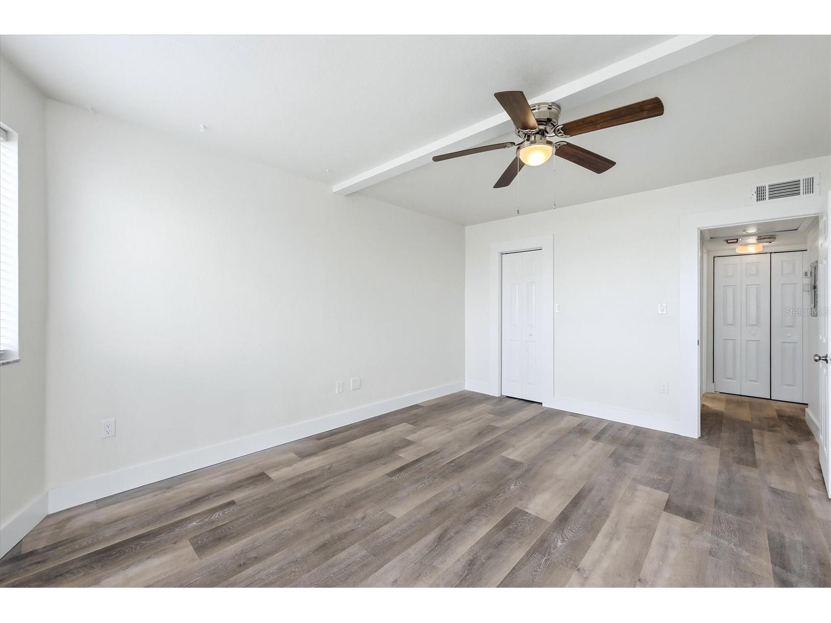 769 John Ringling Boulevard #4 Sarasota FL 34236 A4693450 image17