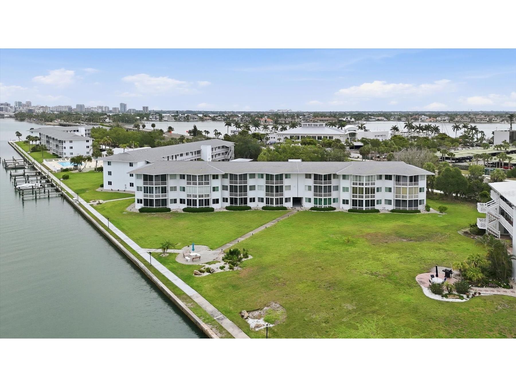 769 John Ringling Boulevard #4 Sarasota FL 34236 A4693450 image33