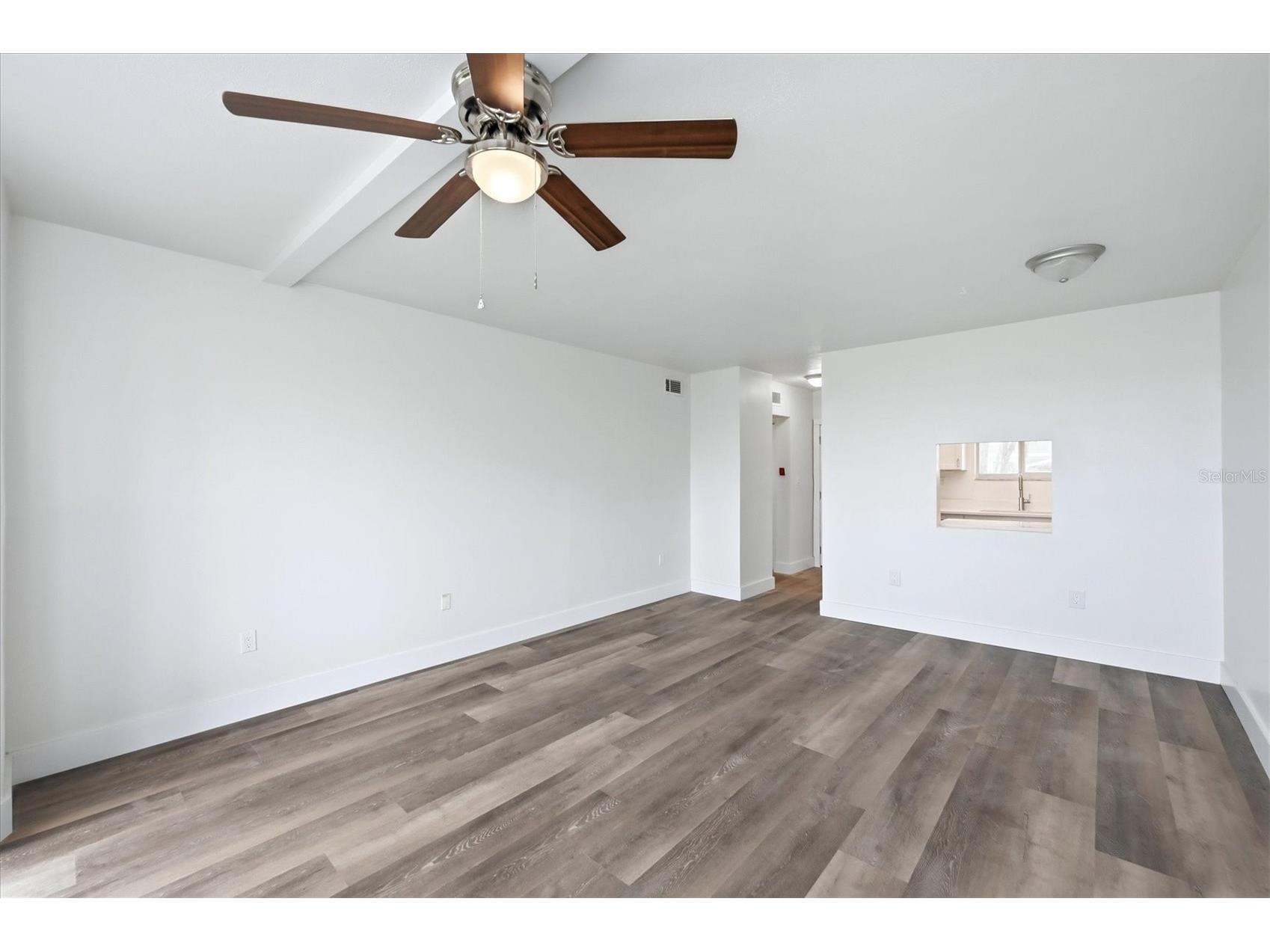 769 John Ringling Boulevard #4 Sarasota FL 34236 A4693450 image8