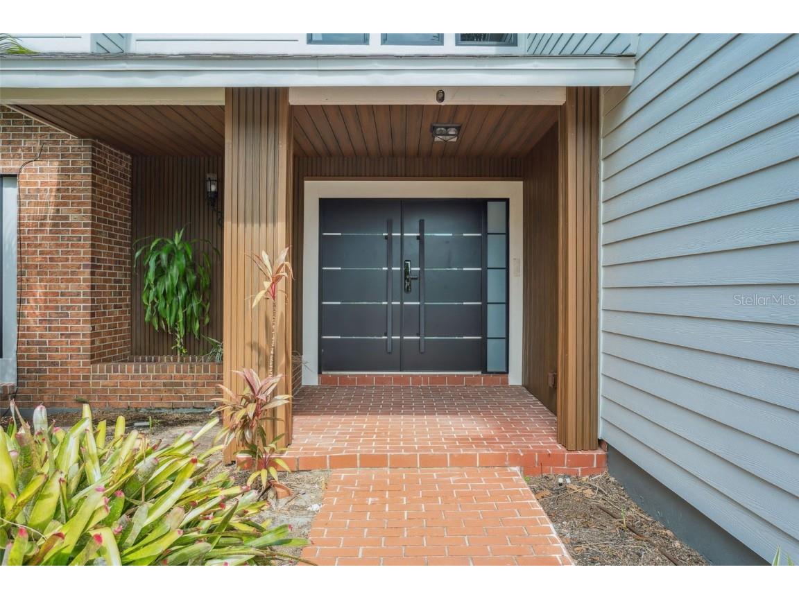 769 Kingston Court Apollo Beach FL 33572 TB8437421 image4