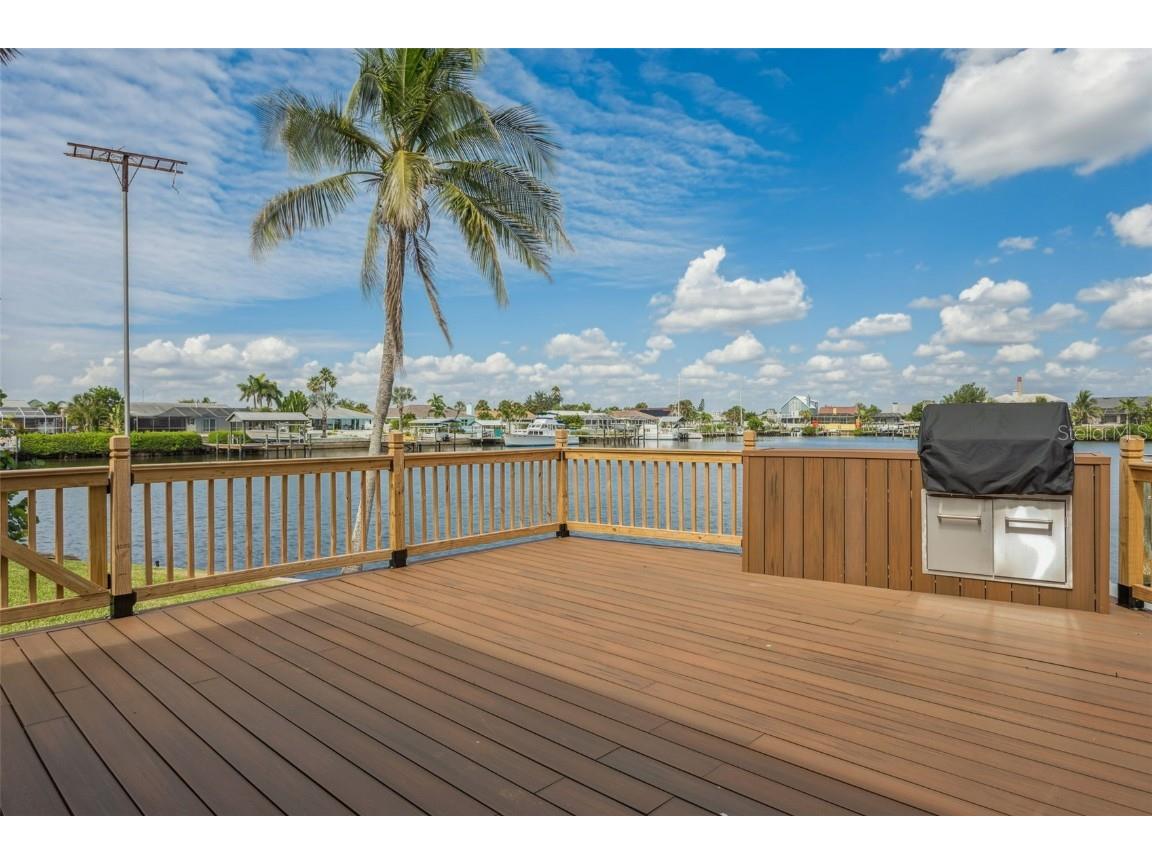 769 Kingston Court Apollo Beach FL 33572 TB8437421 image41