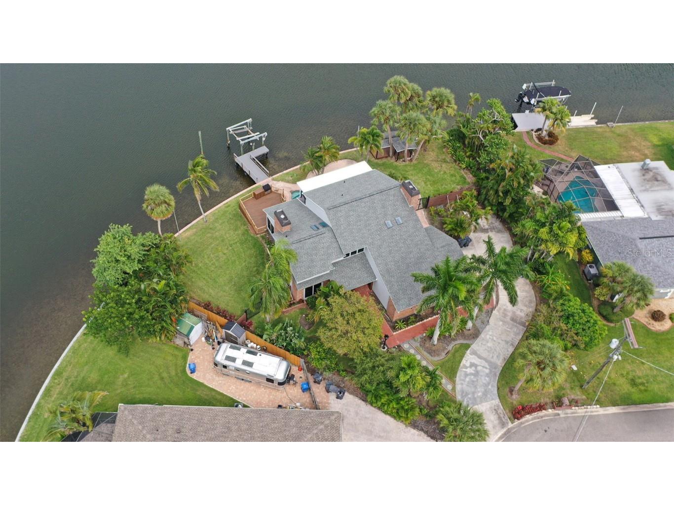 769 Kingston Court Apollo Beach FL 33572 TB8437421 image53