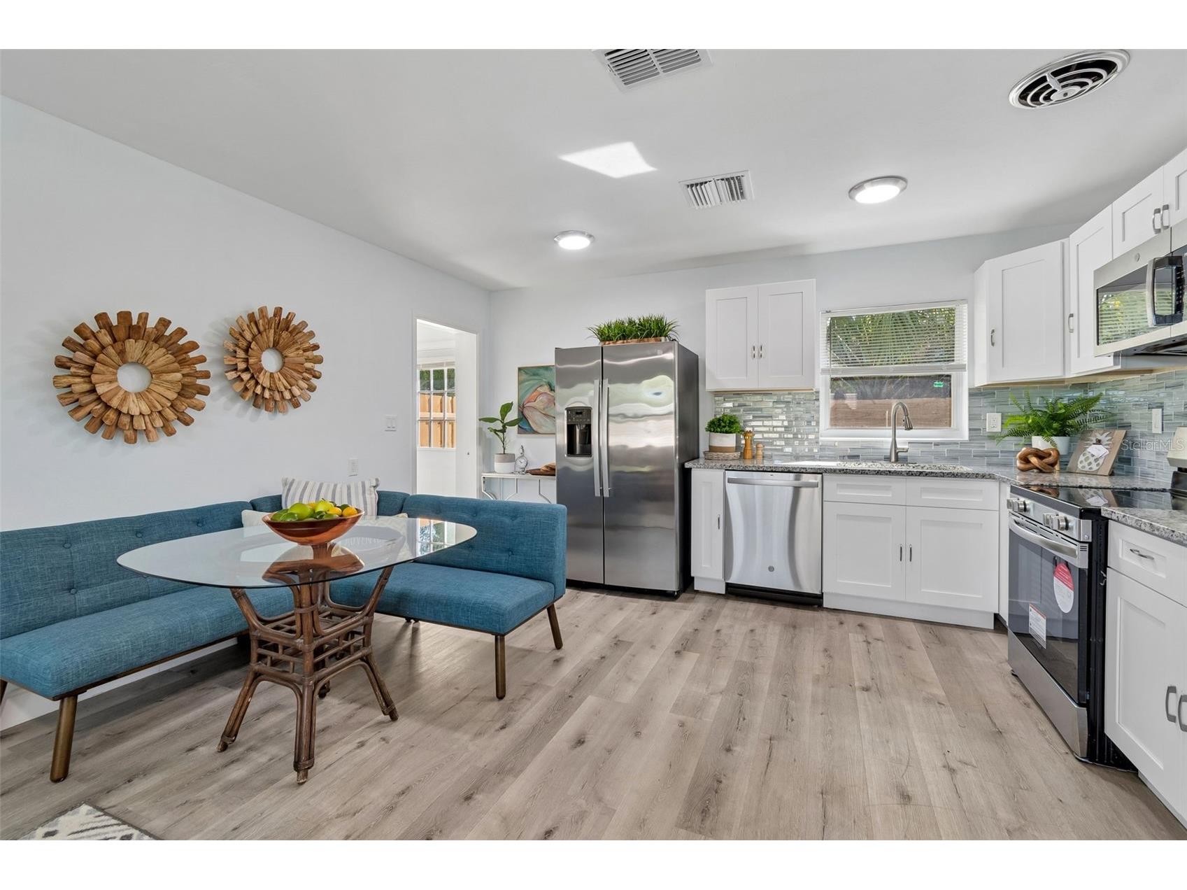 7691 14th Street N Saint Petersburg FL 33702 W7884043 image8