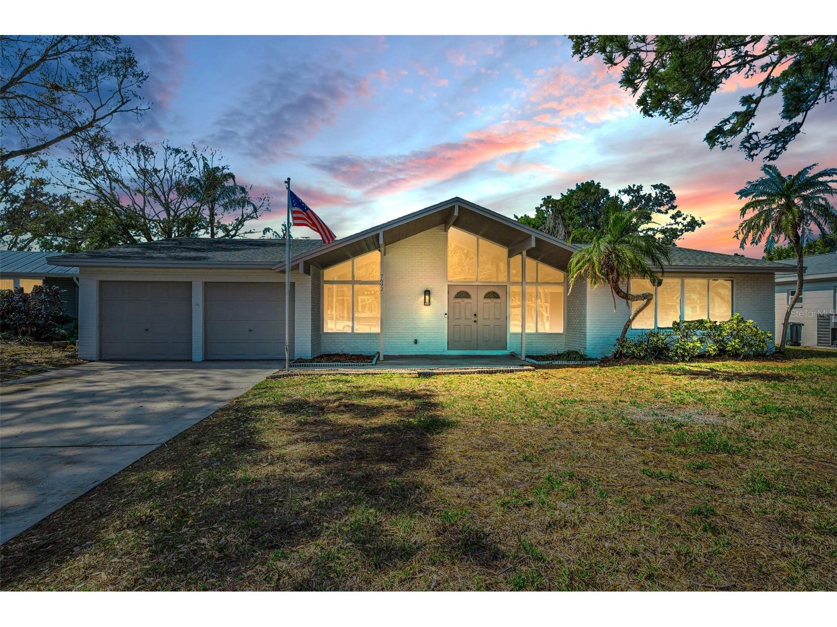7692 132nd Way Seminole FL 33776 TB8482842 image1