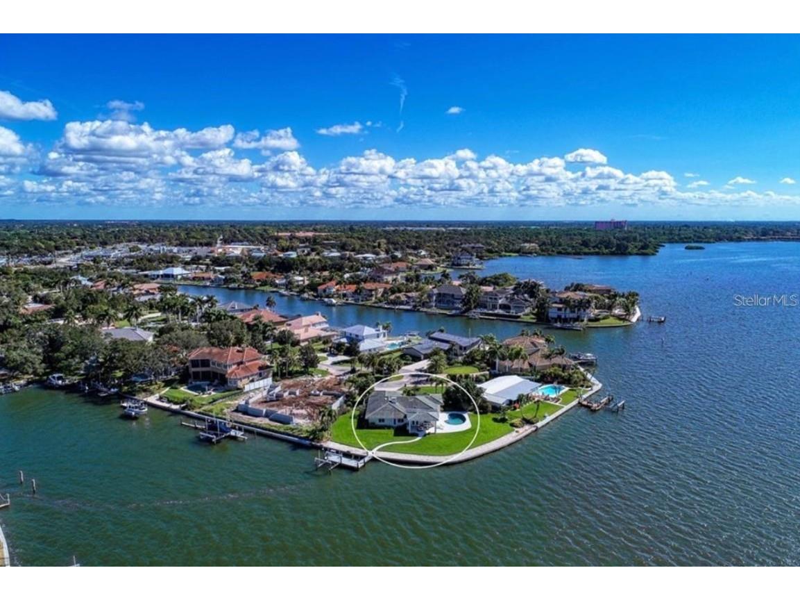 7692 Cove Terrace Sarasota FL 34231 - LITTLE SARASOTA BAY A4579680 image1