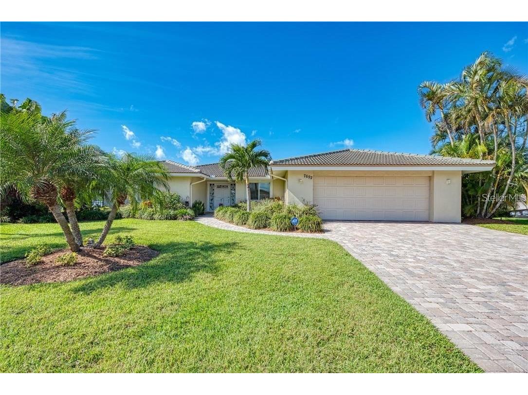 7692 Cove Terrace Sarasota FL 34231 - SARASOTA BAY A4680569 image34