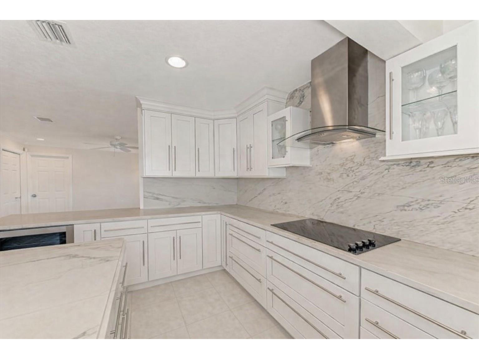 7692 Cove Terrace Sarasota FL 34231 - SARASOTA BAY A4680569 image7