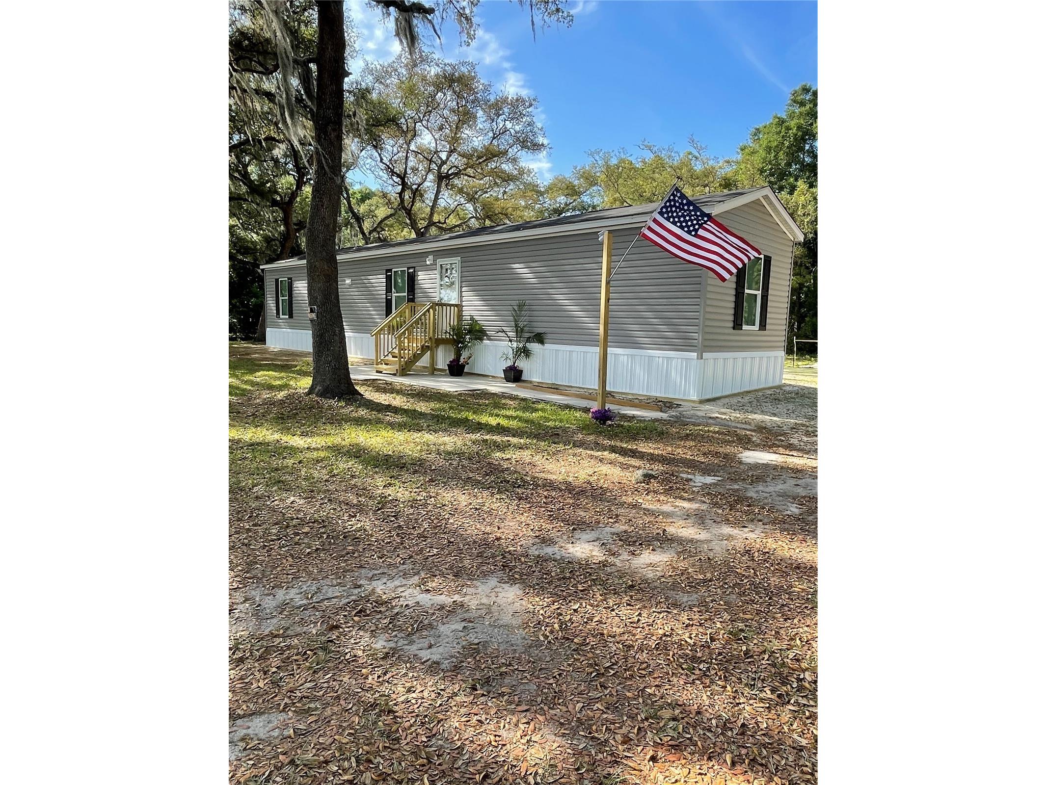 7697 NW 165th Street Trenton FL 32693 W7885007 image1