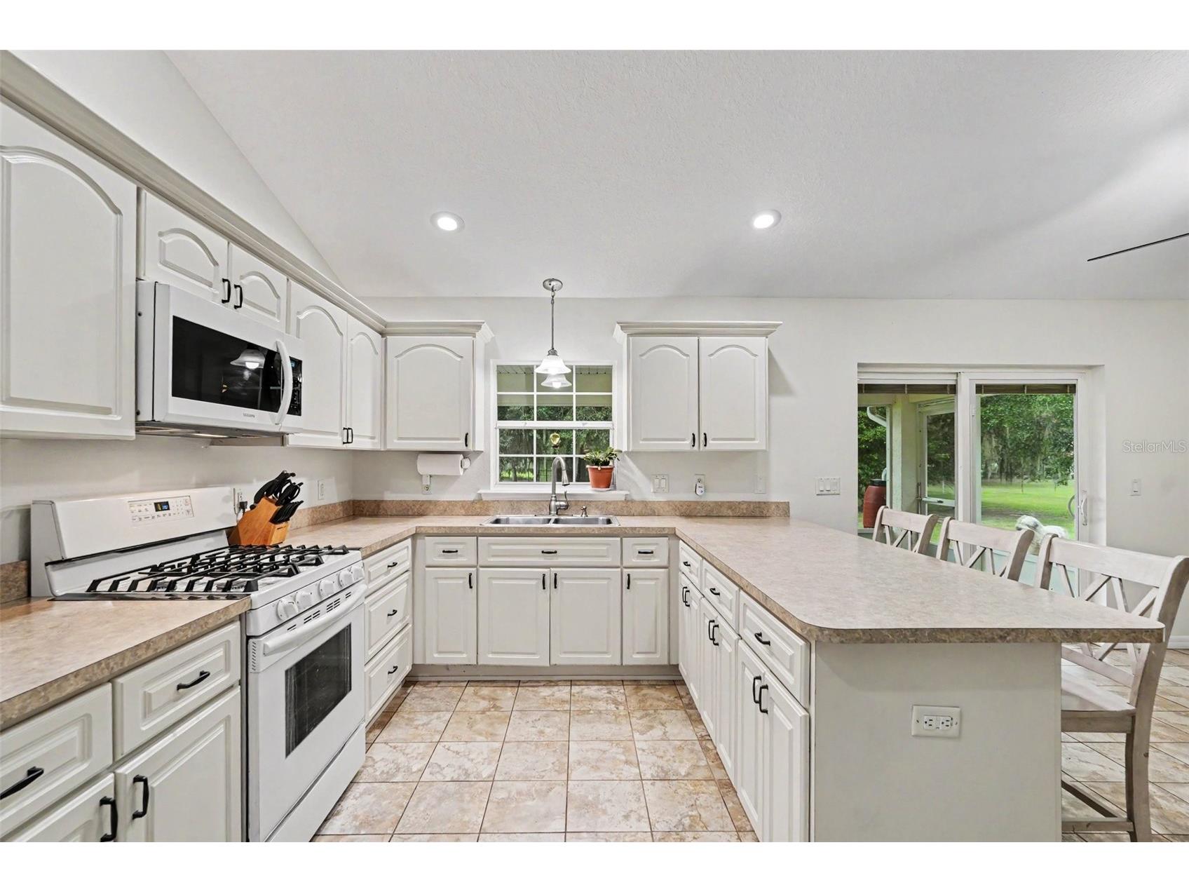 7697 W C 476 Bushnell FL 33513 TB8522792 image10