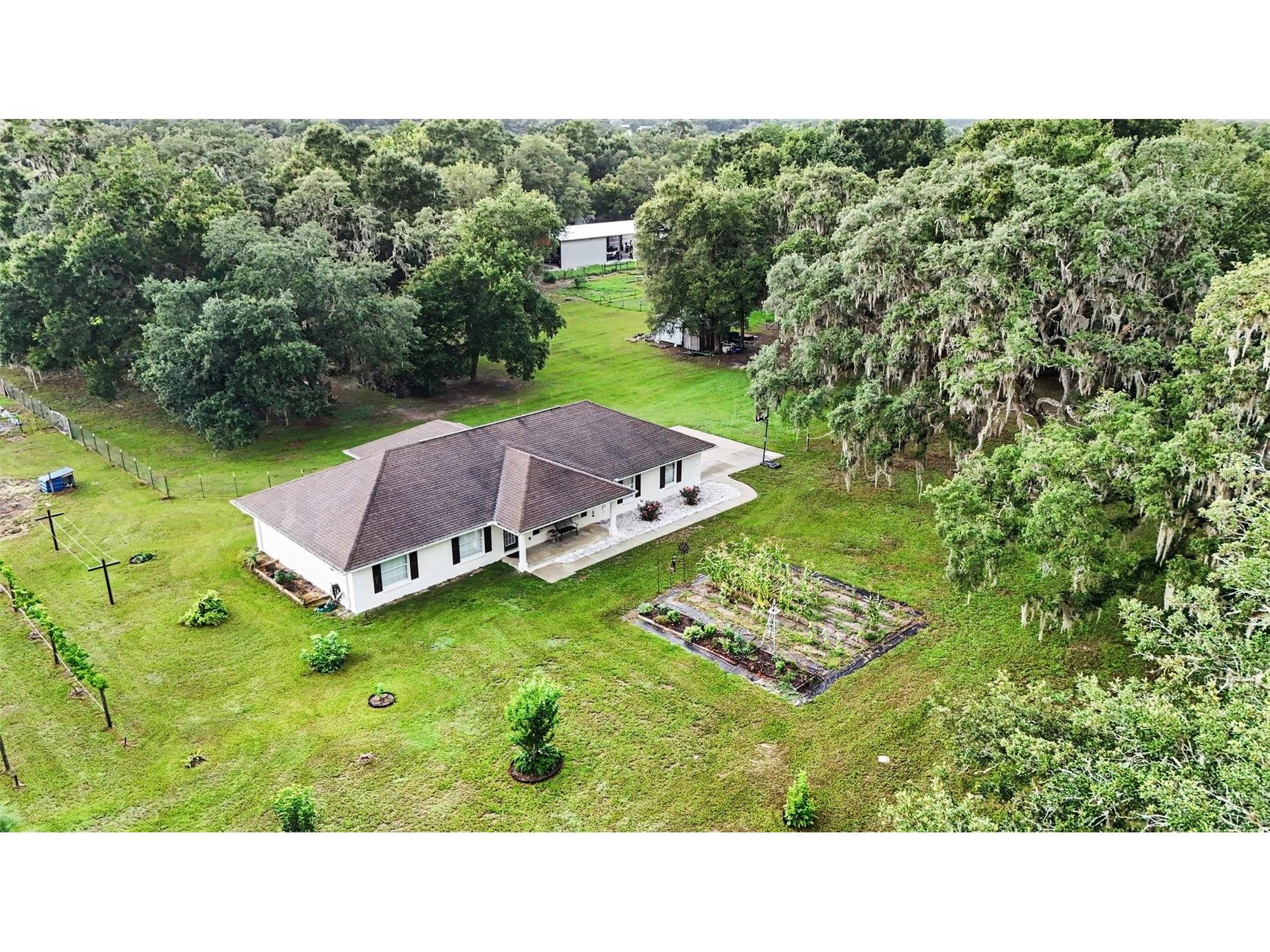 7697 W C 476 Bushnell FL 33513 TB8522792 image2