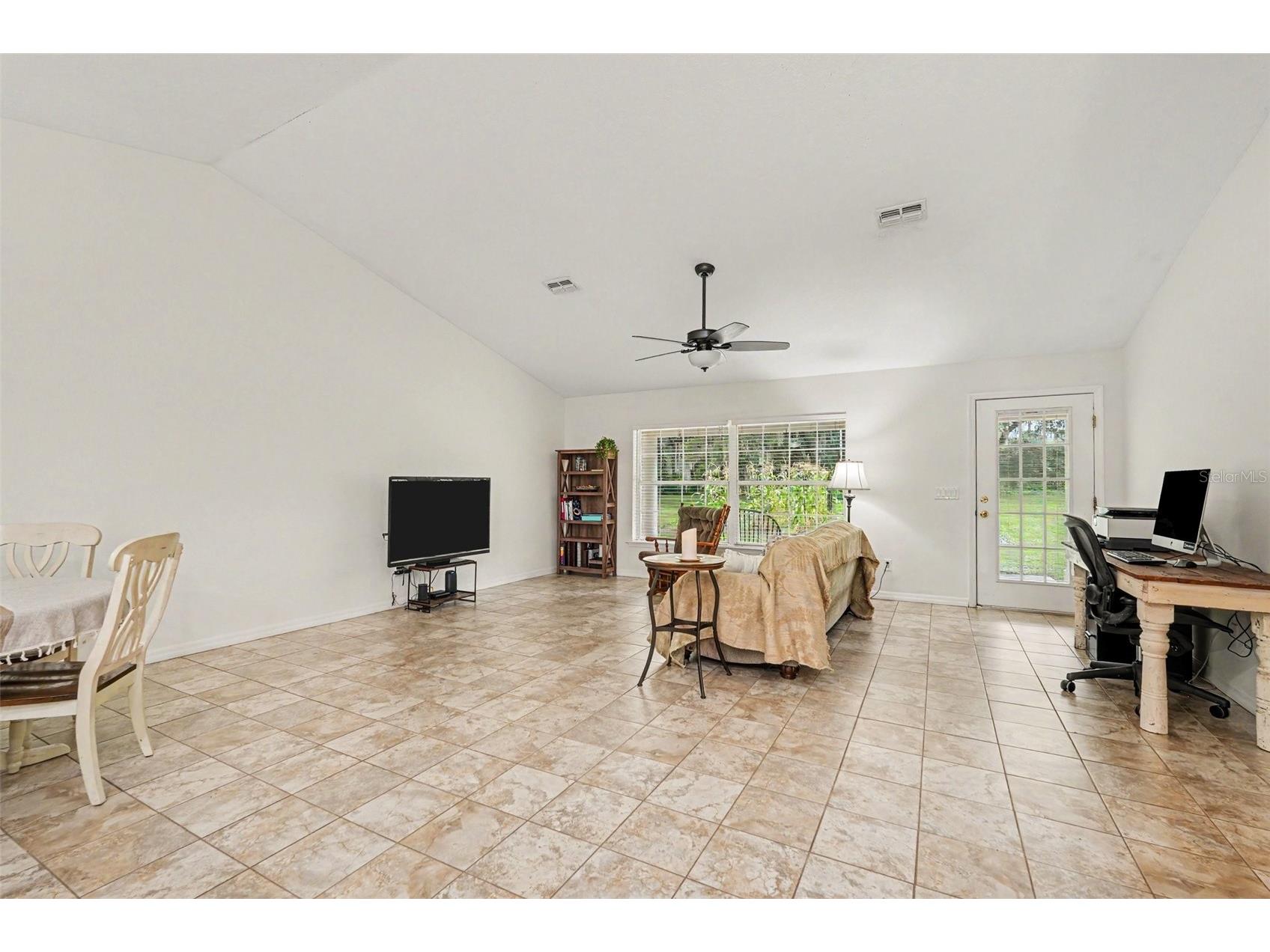 7697 W C 476 Bushnell FL 33513 TB8522792 image4