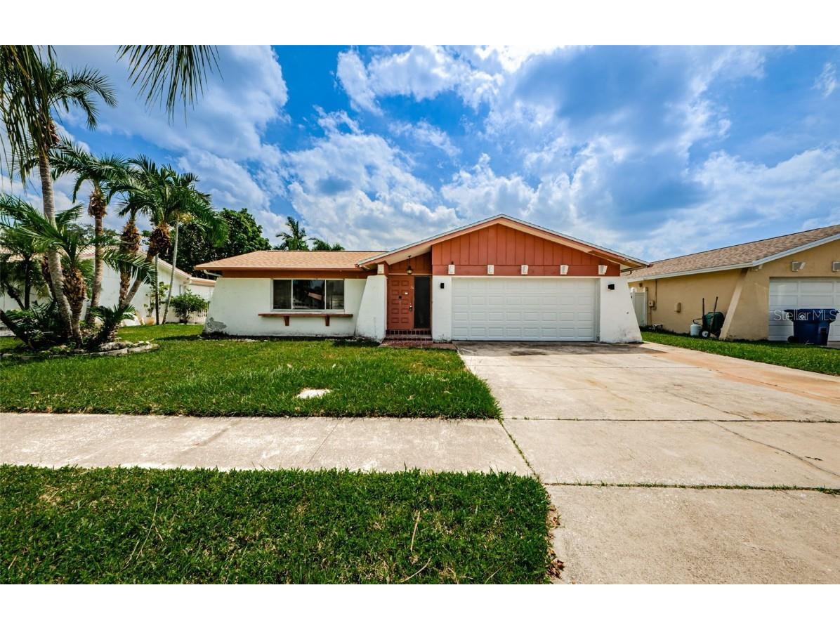 7698 Cardiff Court Saint Petersburg FL 33709 U8214074 image1