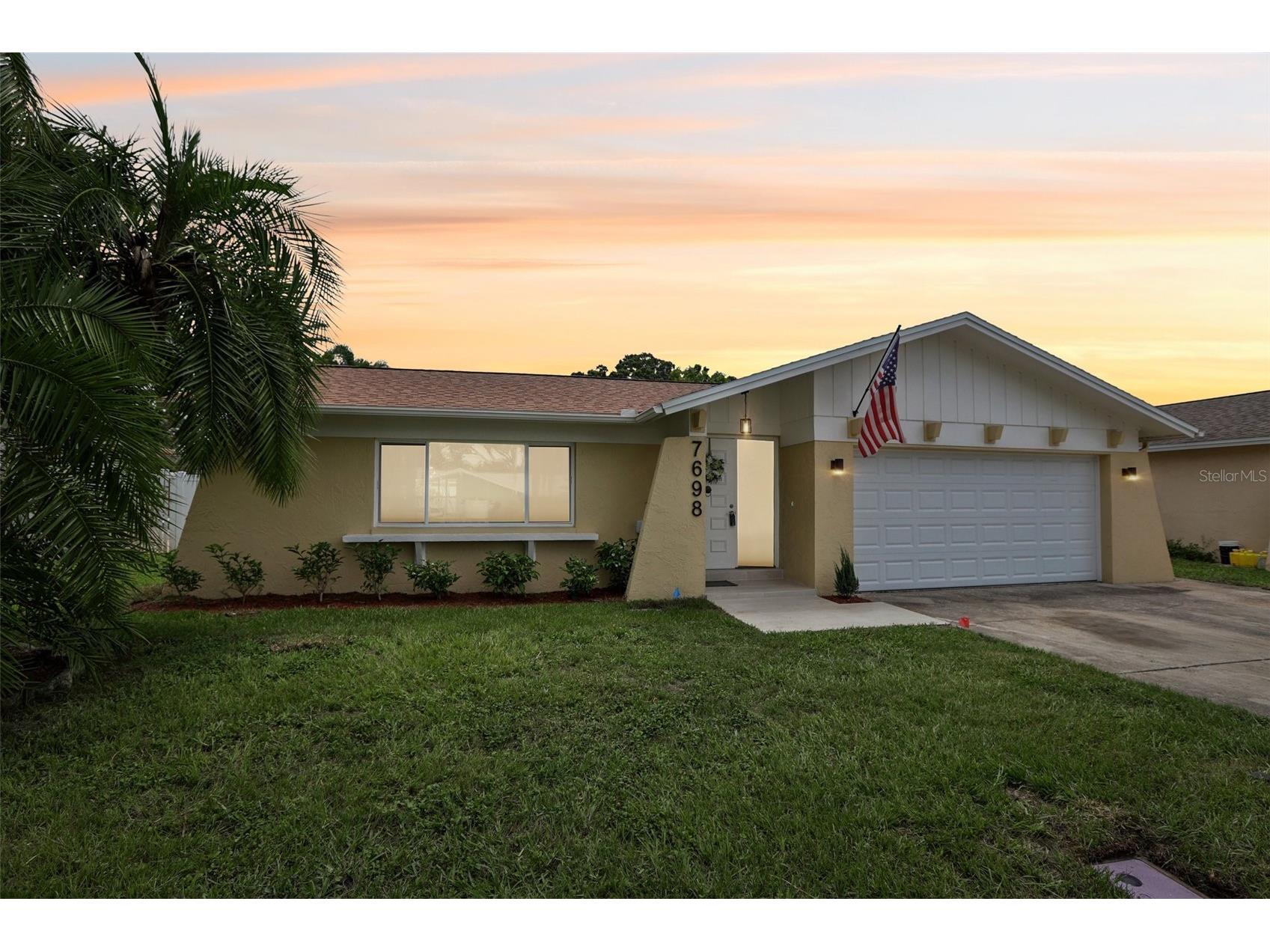 7698 Cardiff Court Saint Petersburg FL 33709 TB8528811 image1