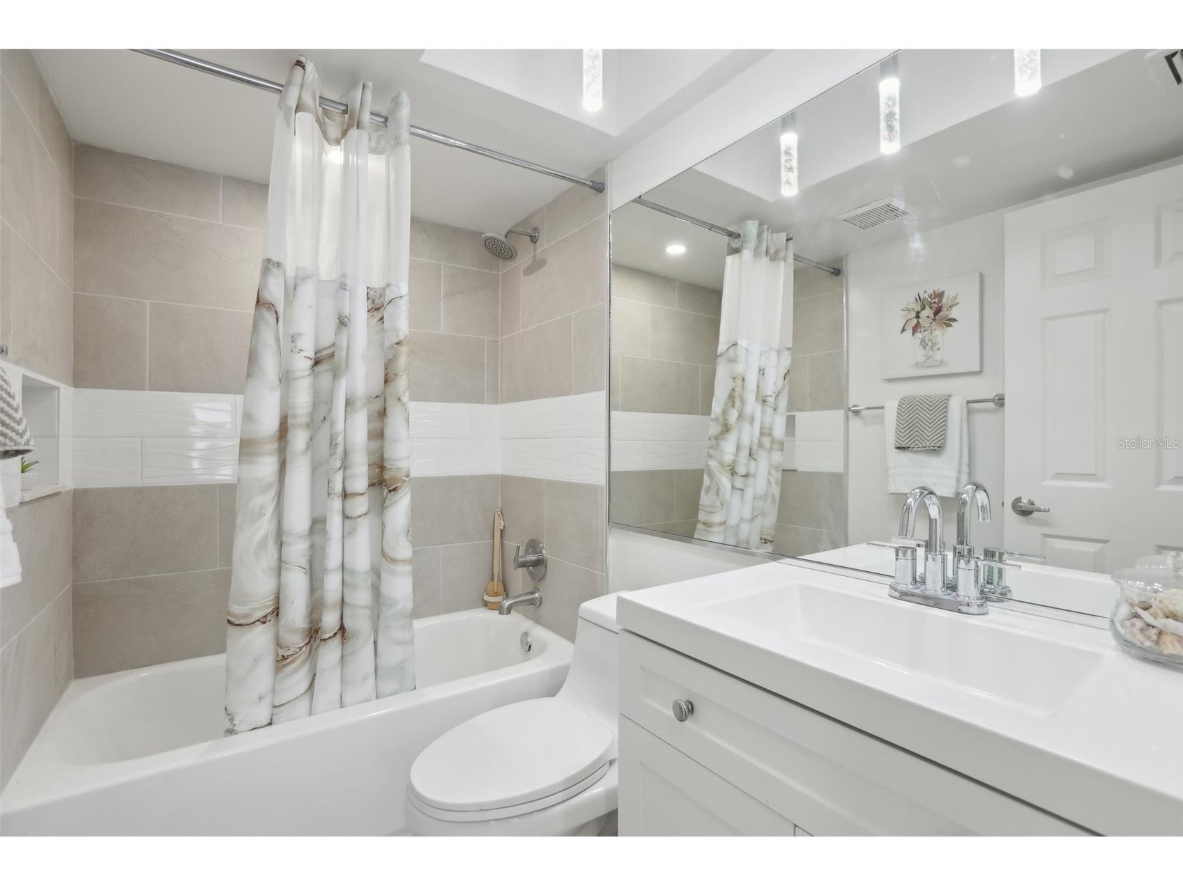 7698 Cardiff Court Saint Petersburg FL 33709 TB8528811 image33