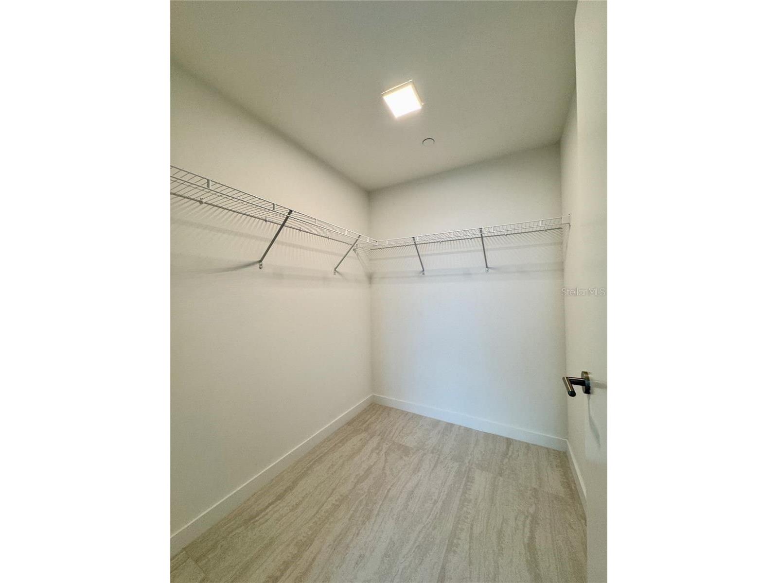 77 SE 5th St #1903 Miami FL 33131 S5149253 image4