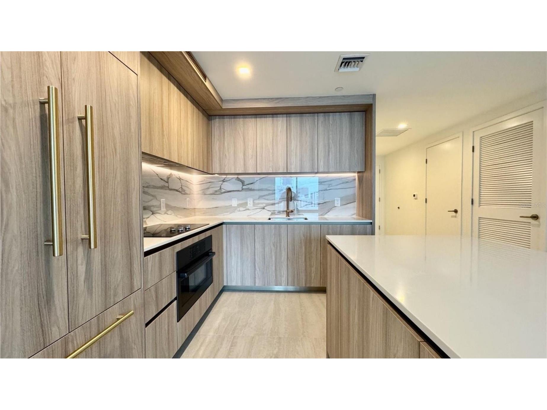 77 SE 5th St #1903 Miami FL 33131 S5149253 image5