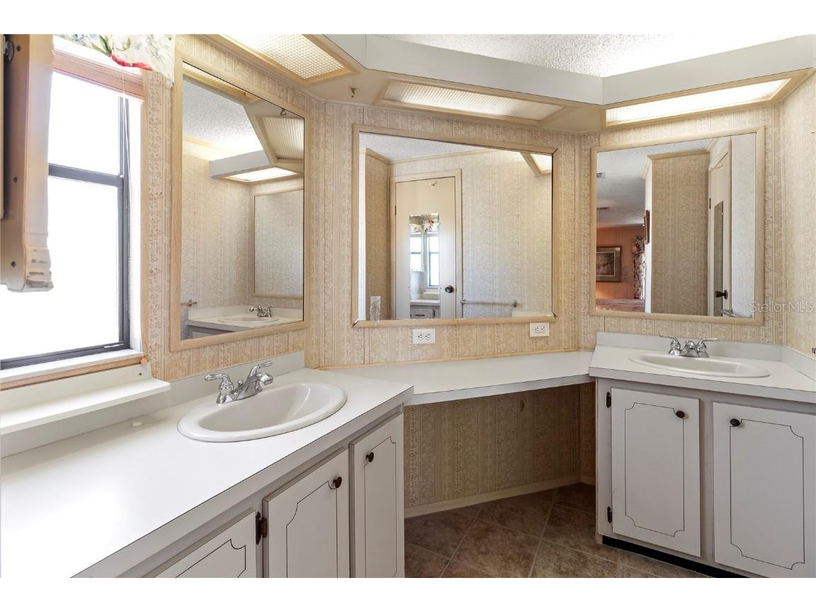 77 Spoonbill Lane Ellenton FL 34222 A4649123 image36