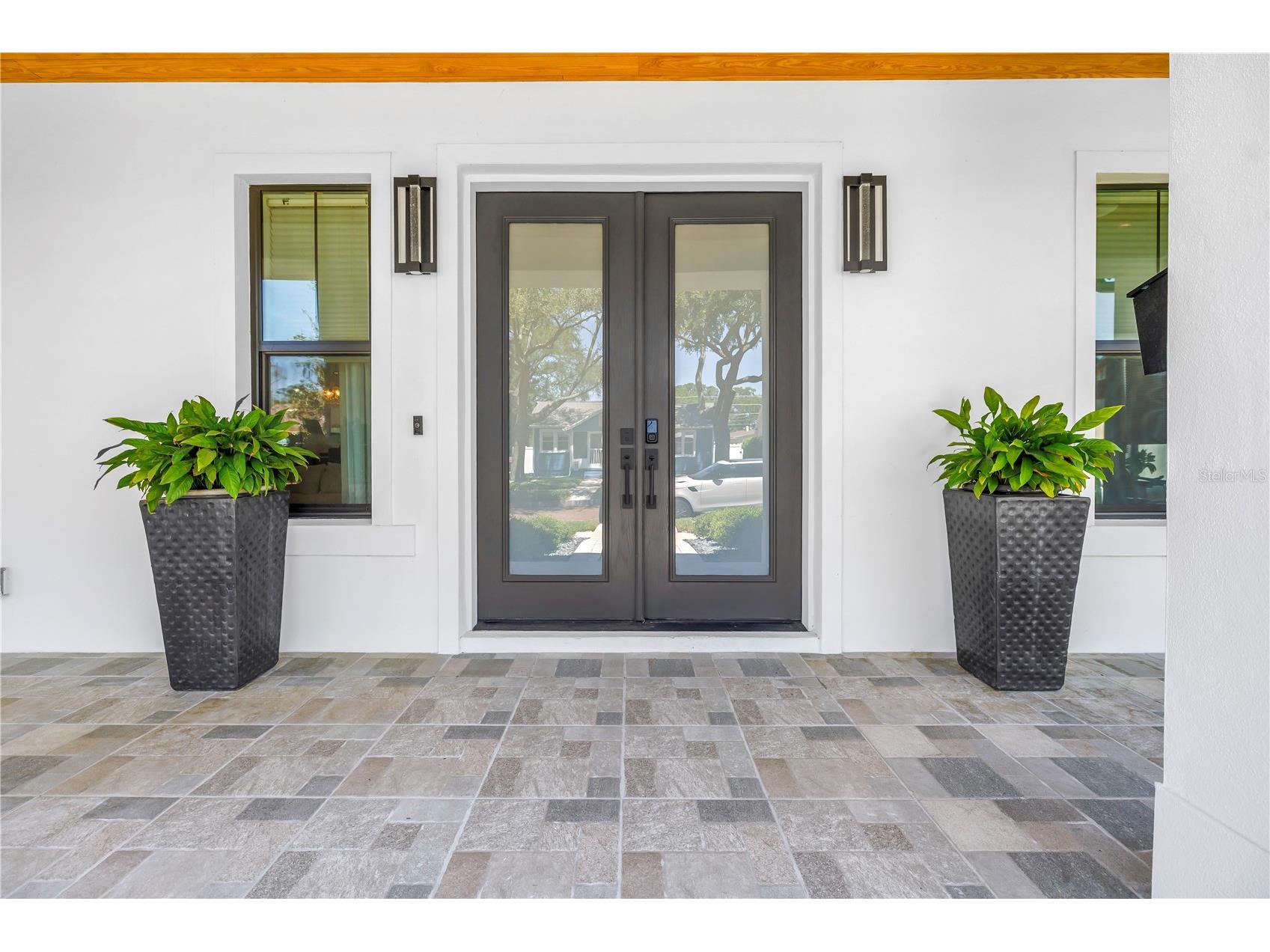770 21st Avenue N Saint Petersburg FL 33704 TB8497527 image2