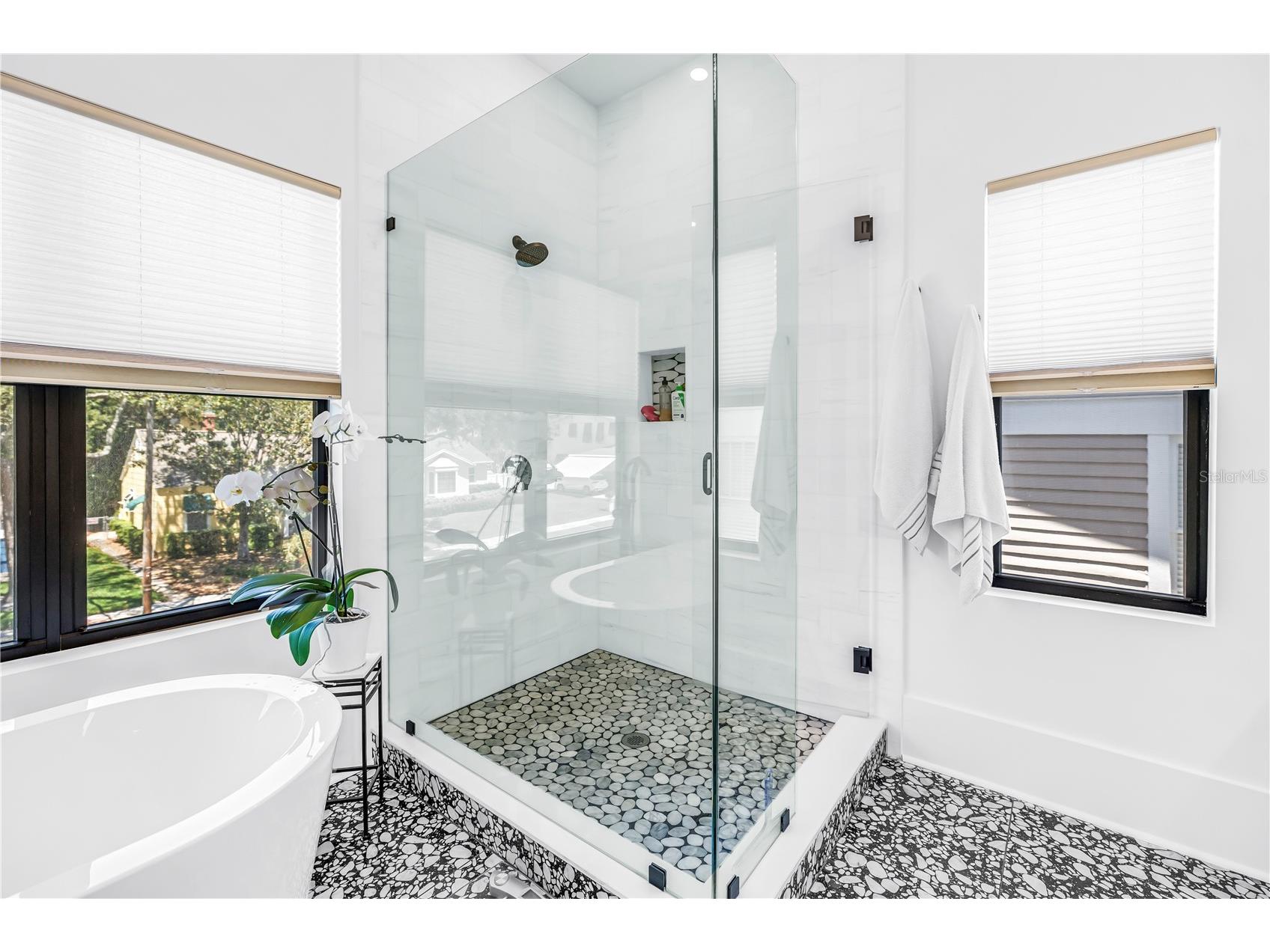 770 21st Avenue N Saint Petersburg FL 33704 TB8497527 image49