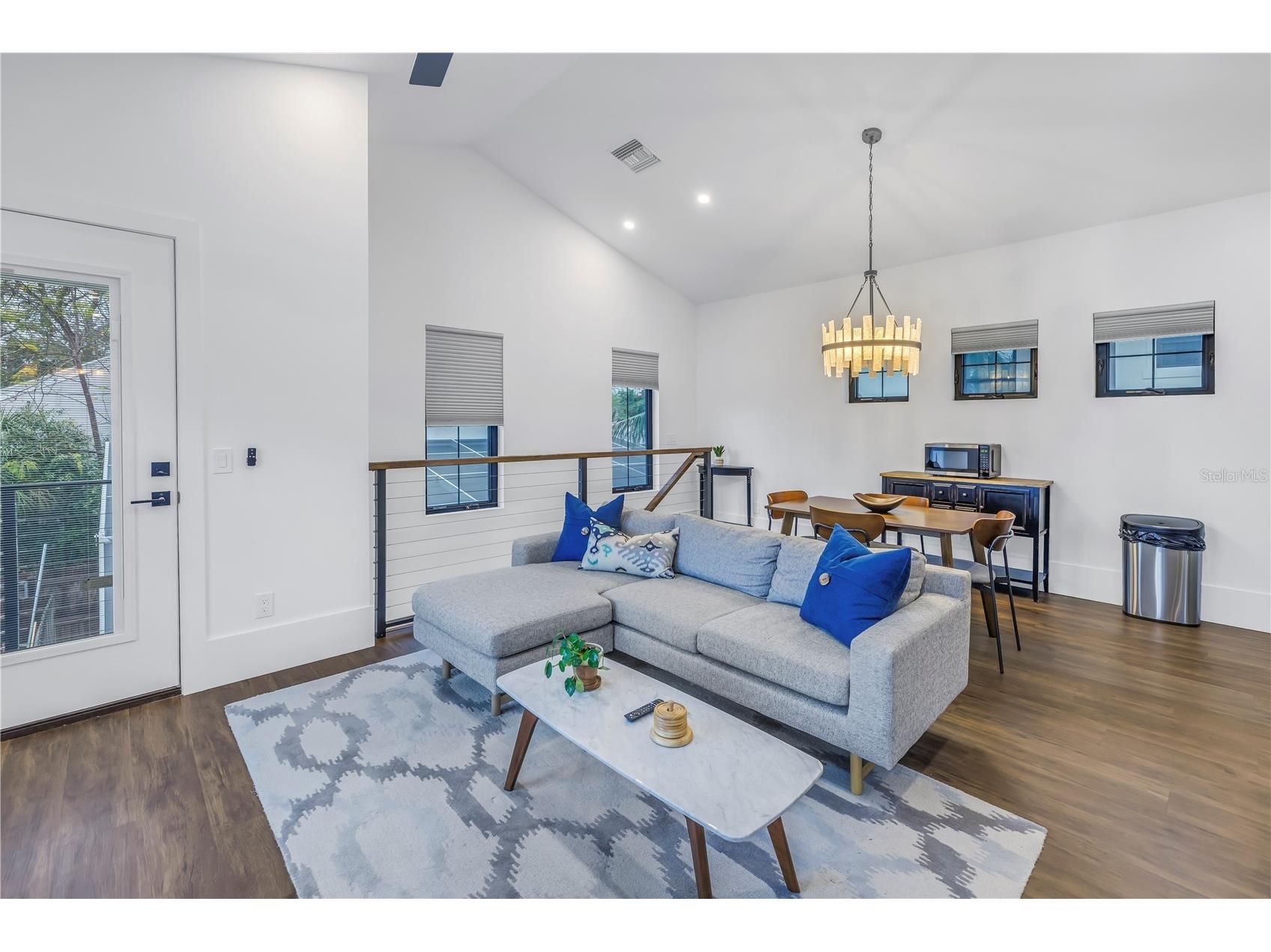 770 21st Avenue N Saint Petersburg FL 33704 TB8497527 image73