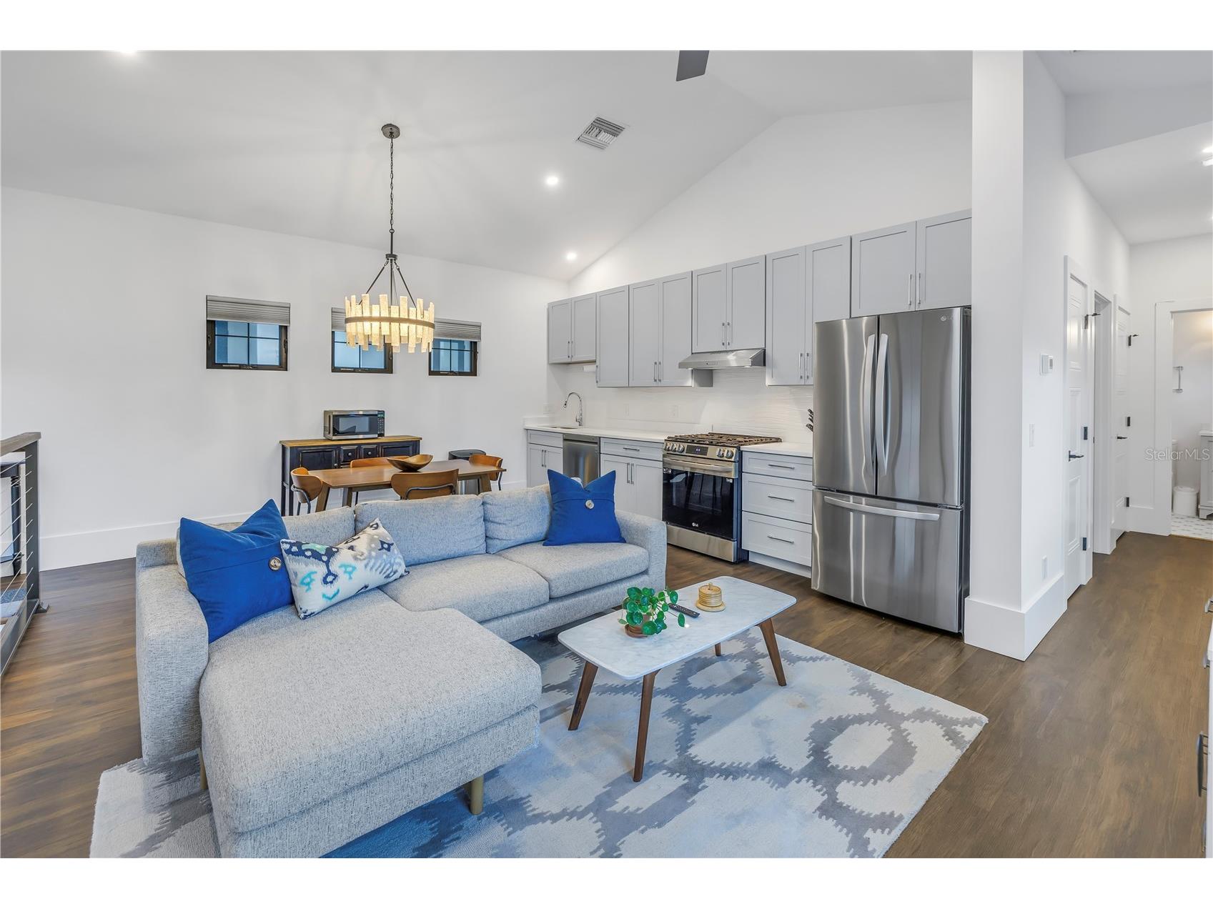 770 21st Avenue N Saint Petersburg FL 33704 TB8497527 image76