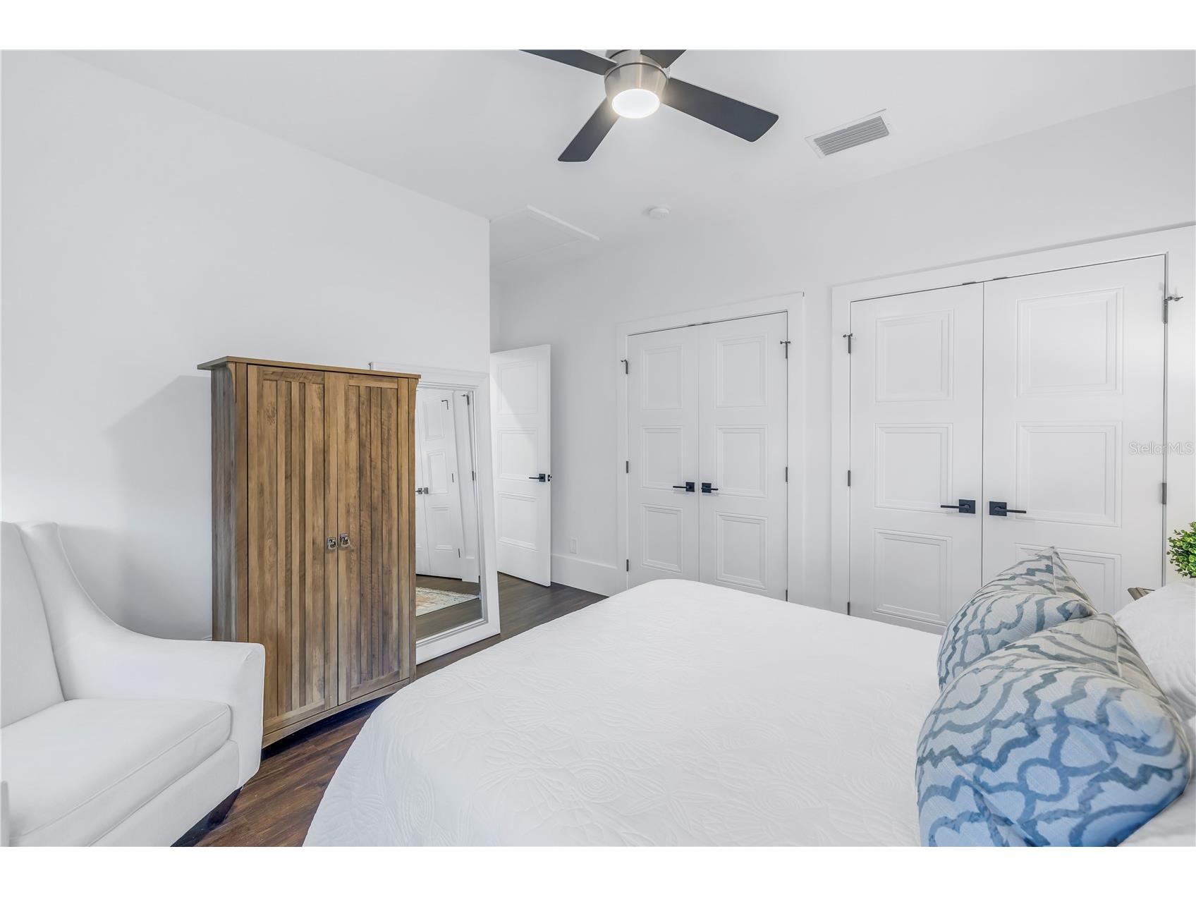 770 21st Avenue N Saint Petersburg FL 33704 TB8497527 image83