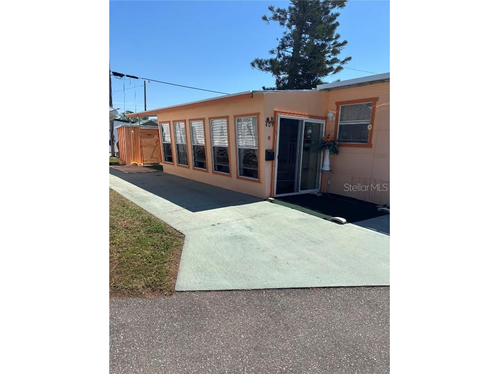 770 32nd Avenue S #409 Saint Petersburg FL 33705 TB8367339 image11