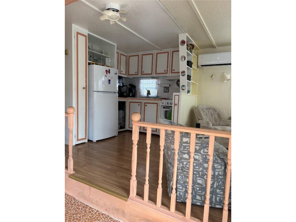 770 32nd Avenue S #409 Saint Petersburg FL 33705 TB8367339 image6