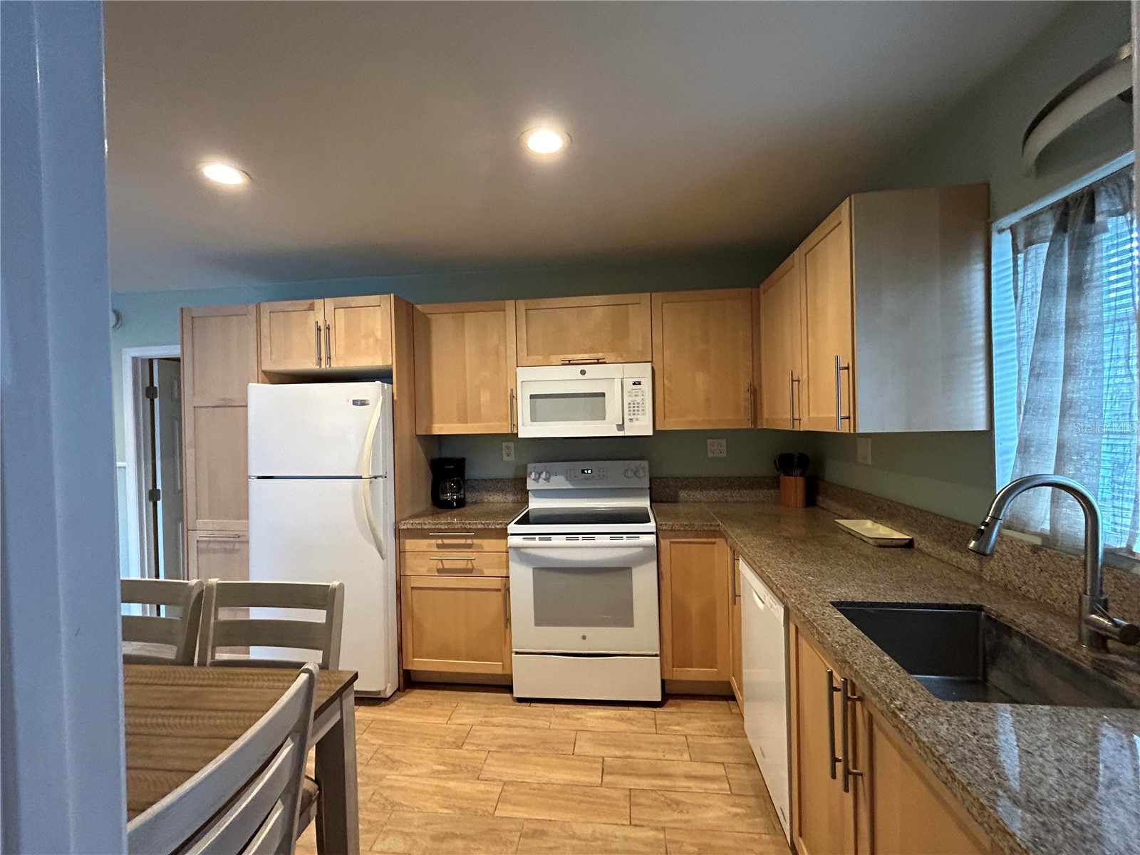 770 Bay Esplanade #2 Clearwater Beach FL 33767 TB8500880 image7