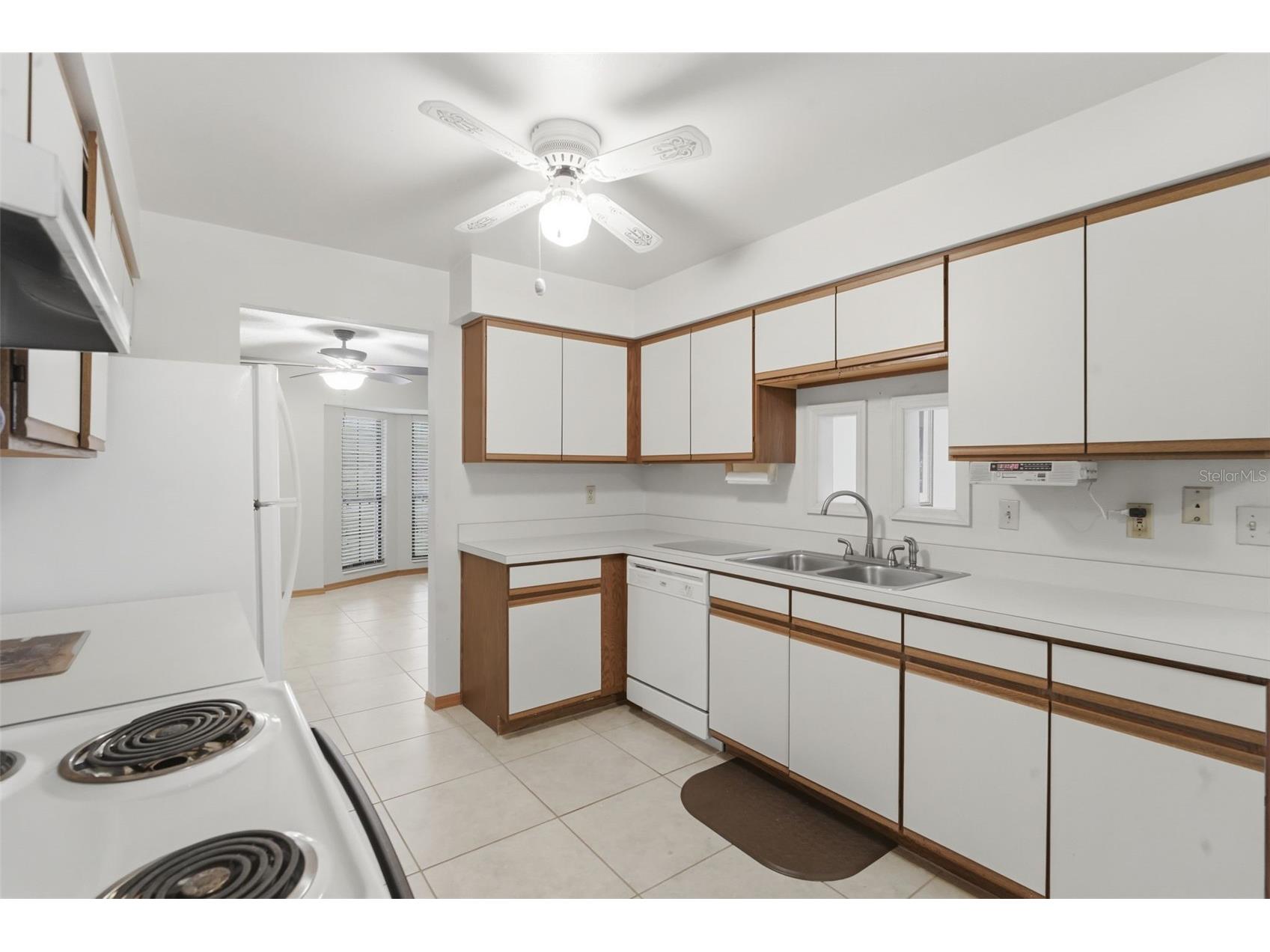 770 Cloverleaf Boulevard Deltona FL 32725 V4948229 image11