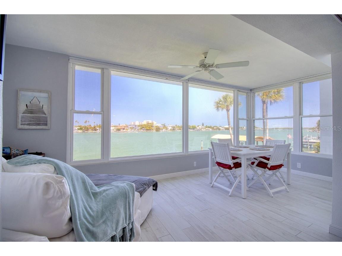 770 Island Way #N204 Clearwater FL 33767 - MANDALAY BAY/CHANNEL U8240109 image1