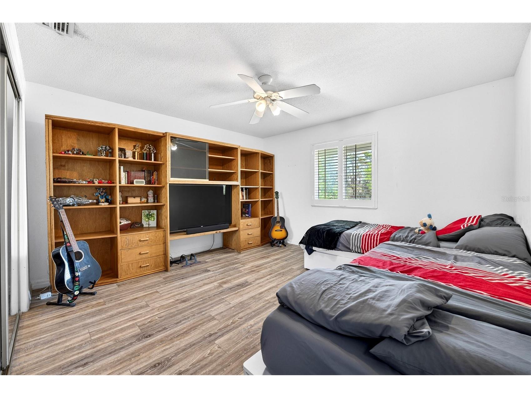 770 Pelican Bay Drive Daytona Beach FL 32119 V4948597 image55