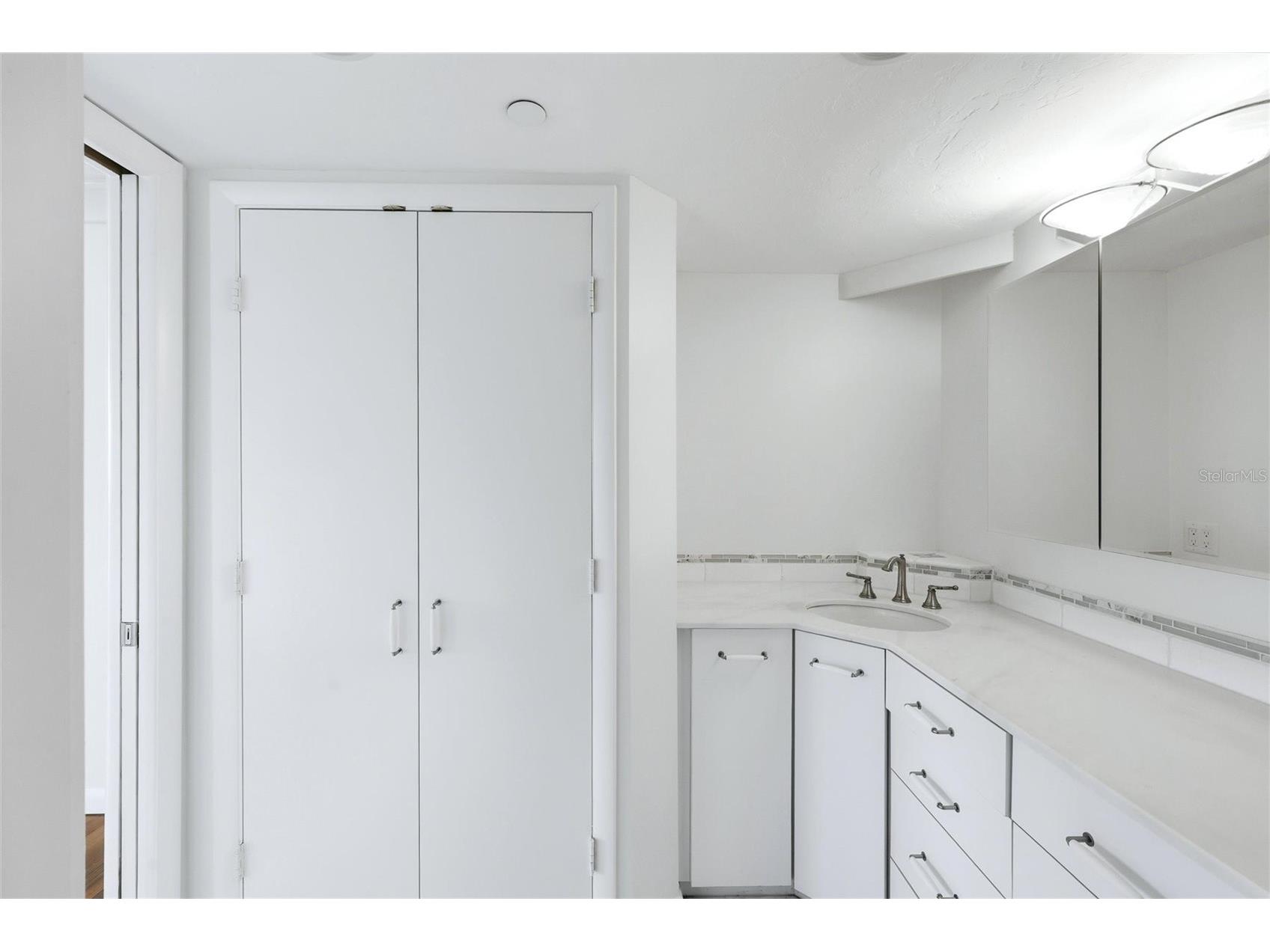770 S Palm Avenue #1501 Sarasota FL 34236 A4692654 image22