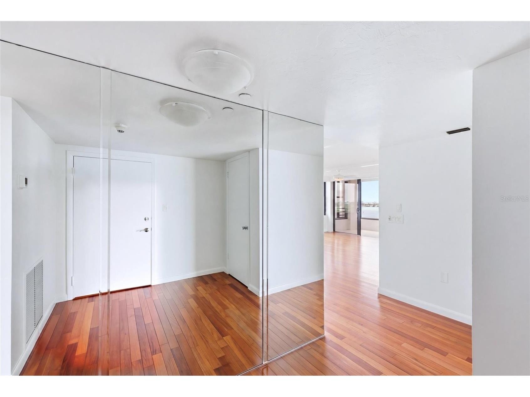 770 S Palm Avenue #1501 Sarasota FL 34236 A4692654 image4