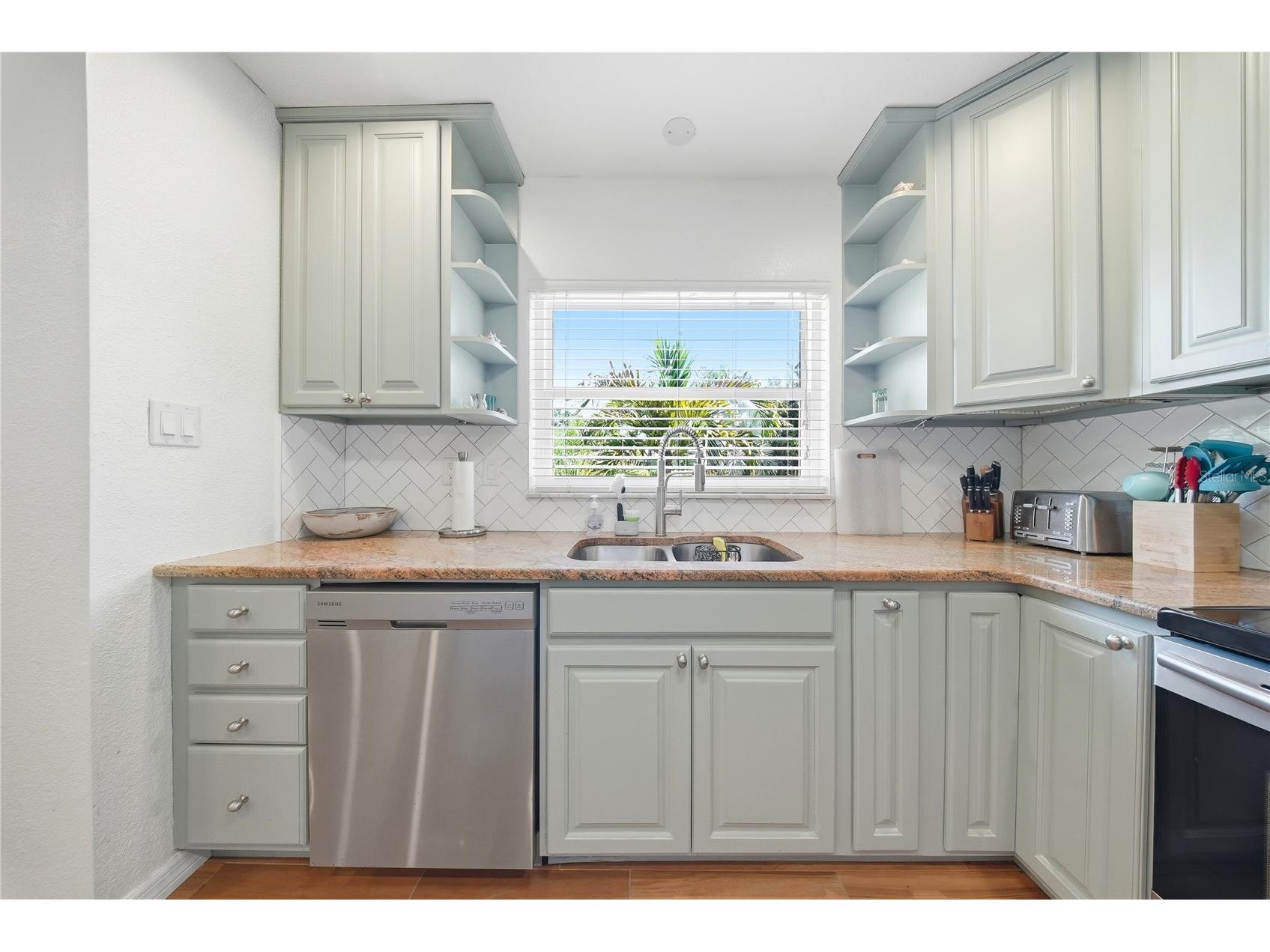 7700 16th Avenue N Saint Petersburg FL 33710 TB8501233 image12