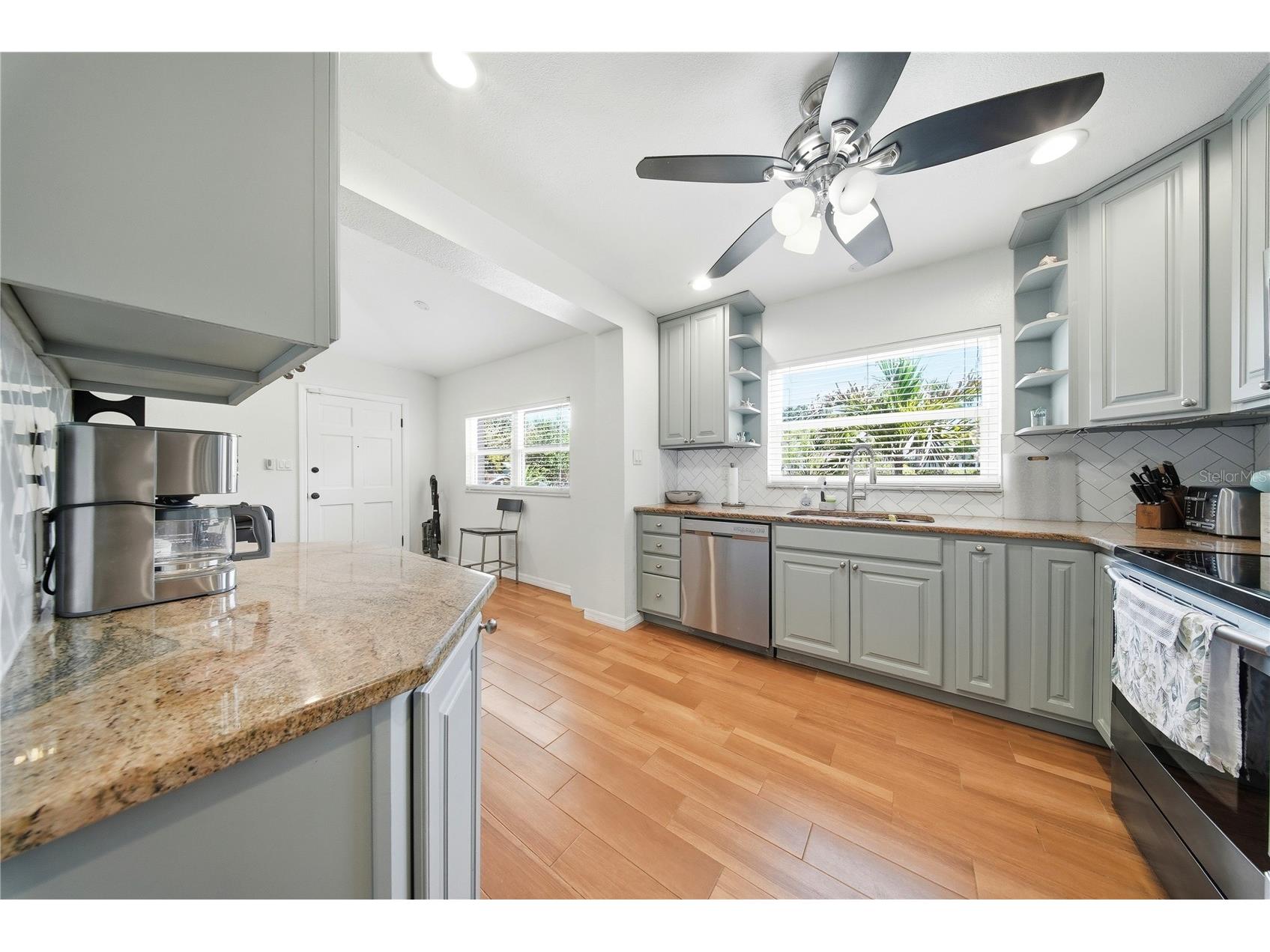7700 16th Avenue N Saint Petersburg FL 33710 TB8501233 image13