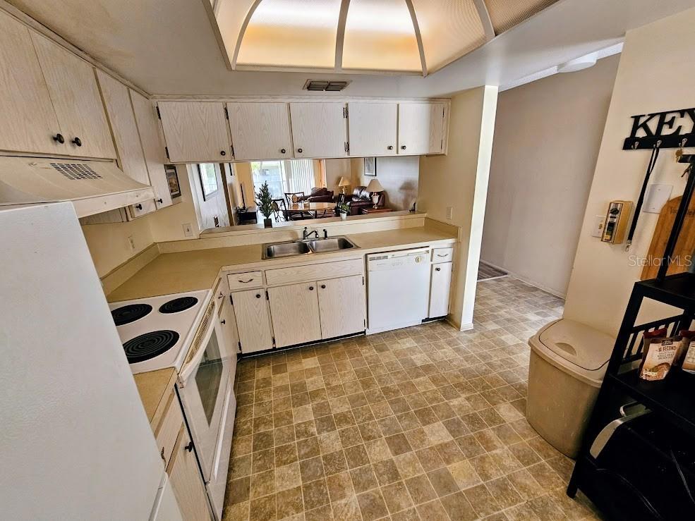 7700 92nd Street #203 Seminole FL 33777 TB8463929 image10